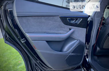 Внедорожник / Кроссовер Audi RS Q8 2021 в 