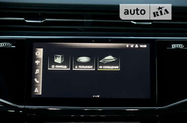 Внедорожник / Кроссовер Audi RS Q8 2021 в 