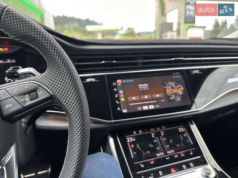 Позашляховик / Кросовер Audi RS Q8 2022 в Львові