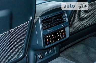 Внедорожник / Кроссовер Audi RS Q8 2020 в Киеве