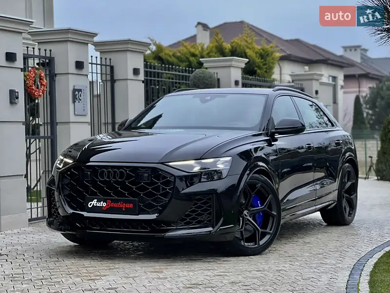 Внедорожник / Кроссовер Audi RS Q8 2024 в 