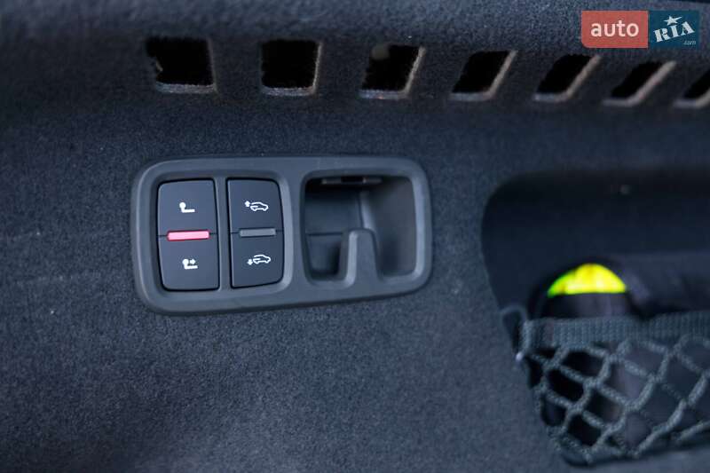 Внедорожник / Кроссовер Audi RS Q8 2021 в Днепре