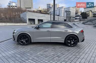 Позашляховик / Кросовер Audi RS Q8 2023 в 