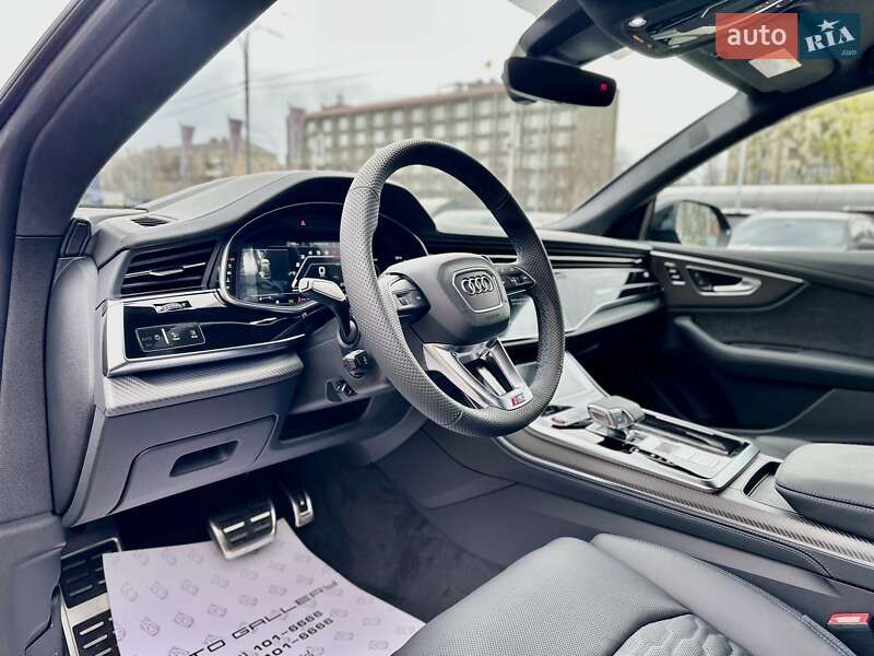 Внедорожник / Кроссовер Audi RS Q8 2025 в Киеве