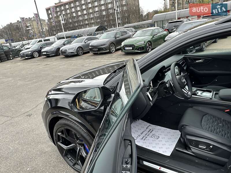 Внедорожник / Кроссовер Audi RS Q8 2025 в Киеве
