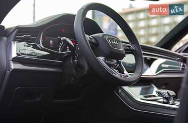 Внедорожник / Кроссовер Audi RS Q8 2023 в 