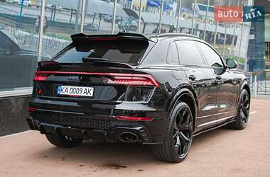 Внедорожник / Кроссовер Audi RS Q8 2023 в 
