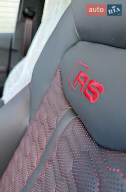 Внедорожник / Кроссовер Audi RS Q8 2025 в 