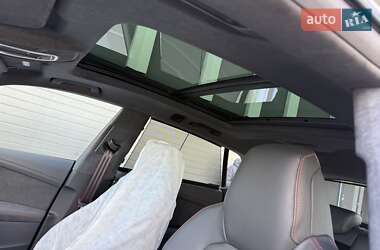 Внедорожник / Кроссовер Audi RS Q8 2025 в 