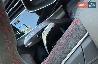 Внедорожник / Кроссовер Audi RS Q8 2025 в 