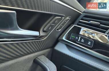 Внедорожник / Кроссовер Audi RS Q8 2025 в 