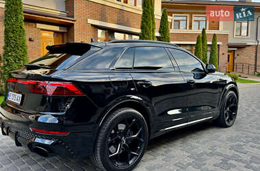 Позашляховик / Кросовер Audi RS Q8 2025 в 