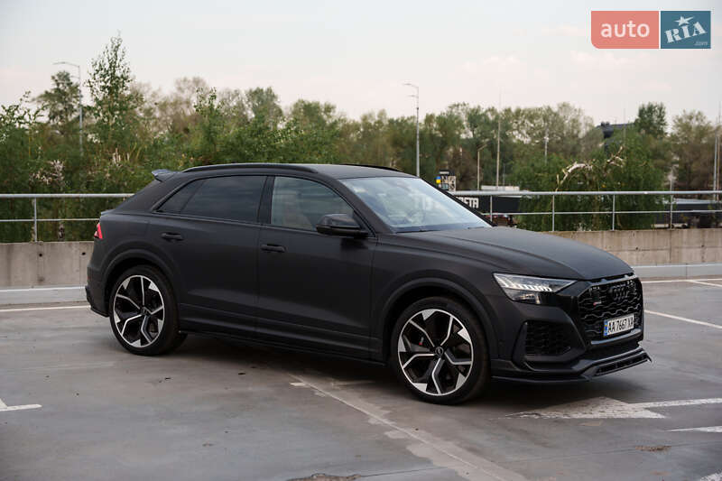 Позашляховик / Кросовер Audi RS Q8 2020 в Києві