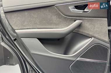 Позашляховик / Кросовер Audi RS Q8 2021 в 