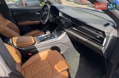 Позашляховик / Кросовер Audi RS Q8 2020 в 