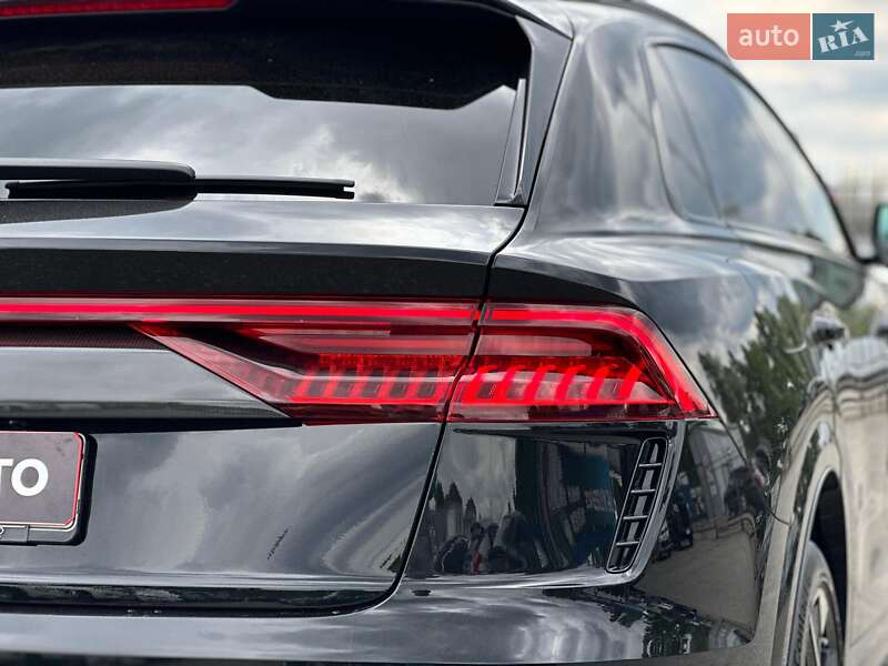 Позашляховик / Кросовер Audi RS Q8 2023 в Києві