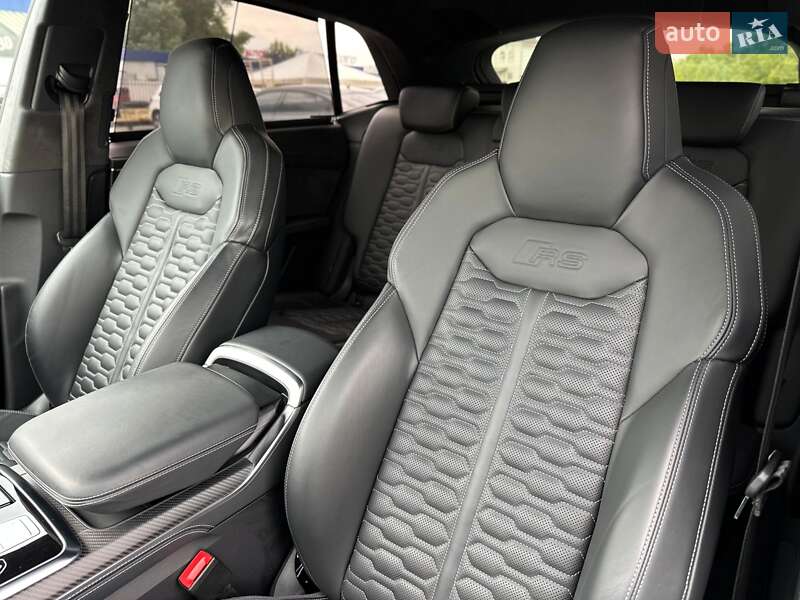 Позашляховик / Кросовер Audi RS Q8 2023 в Києві