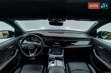 Внедорожник / Кроссовер Audi RS Q8 2023 в 