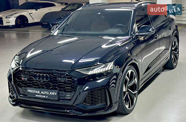 Внедорожник / Кроссовер Audi RS Q8 2020 в 