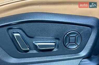 Внедорожник / Кроссовер Audi RS Q8 2020 в 