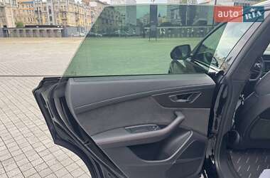 Внедорожник / Кроссовер Audi RS Q8 2020 в 