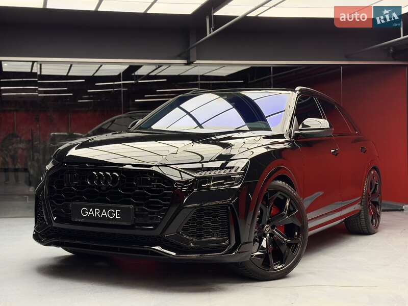 Внедорожник / Кроссовер Audi RS Q8 2023 в 