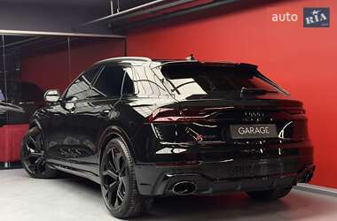 Внедорожник / Кроссовер Audi RS Q8 2023 в 