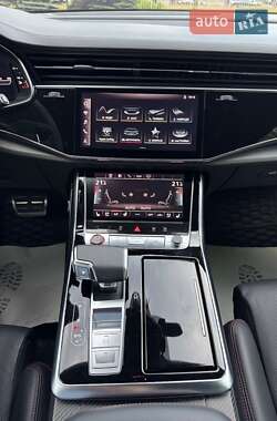 Внедорожник / Кроссовер Audi RS Q8 2021 в 