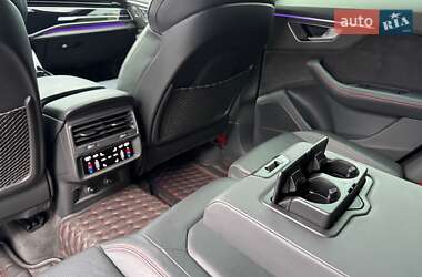 Внедорожник / Кроссовер Audi RS Q8 2021 в 