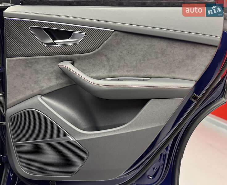 Внедорожник / Кроссовер Audi RS Q8 2020 в Киеве