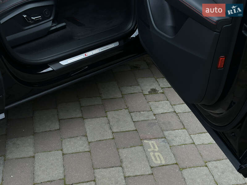 Внедорожник / Кроссовер Audi RS Q8 2023 в Ровно