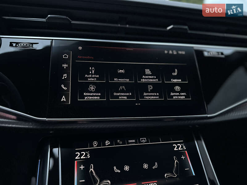 Внедорожник / Кроссовер Audi RS Q8 2023 в Ровно