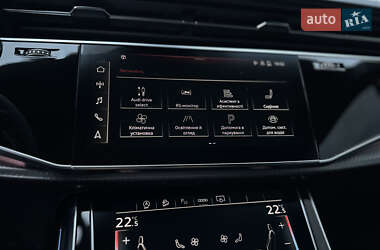 Внедорожник / Кроссовер Audi RS Q8 2023 в 