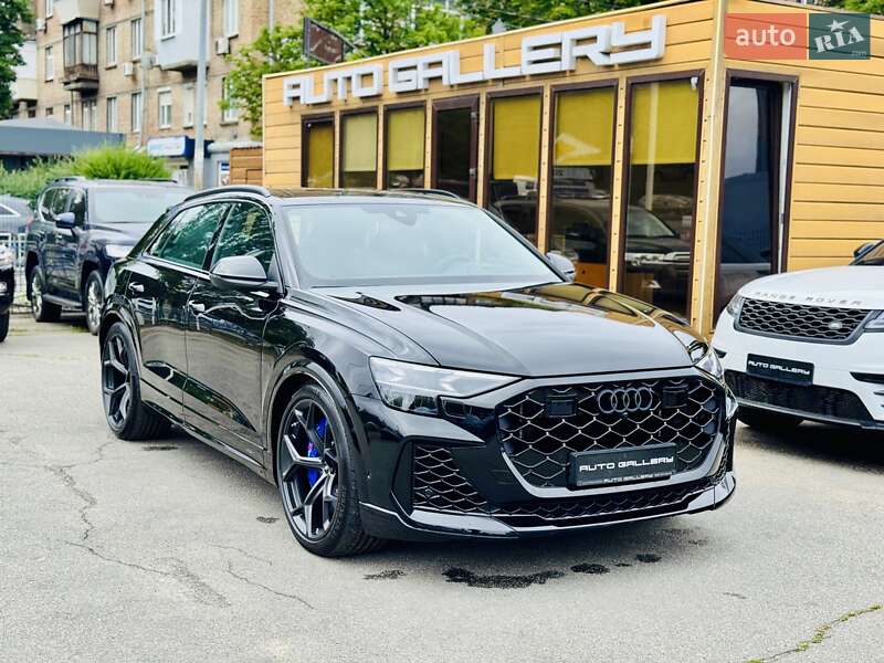 Внедорожник / Кроссовер Audi RS Q8 2025 в 