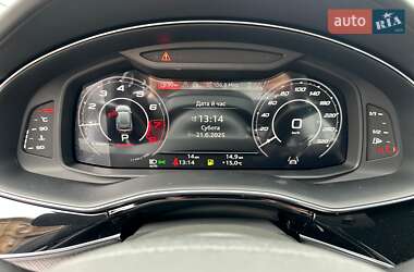 Внедорожник / Кроссовер Audi RS Q8 2025 в 