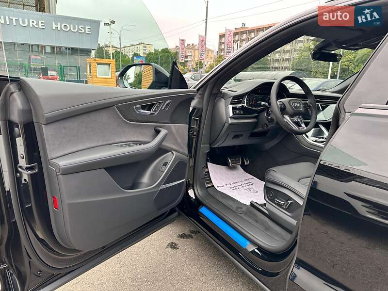 Позашляховик / Кросовер Audi RS Q8 2025 в Києві