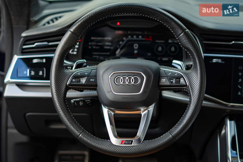 Внедорожник / Кроссовер Audi RS Q8 2020 в Киеве