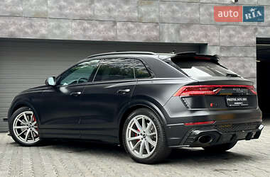 Внедорожник / Кроссовер Audi RS Q8 2020 в 