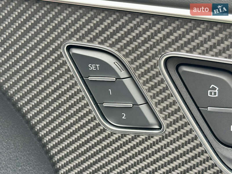 Позашляховик / Кросовер Audi RS Q8 2020 в Києві