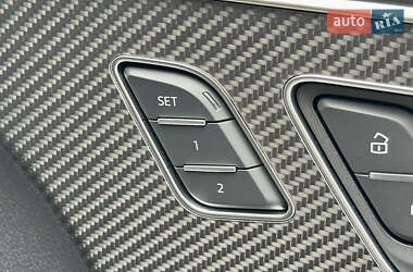 Внедорожник / Кроссовер Audi RS Q8 2020 в 