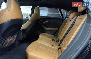 Внедорожник / Кроссовер Audi RS Q8 2021 в 
