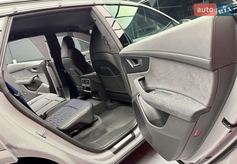 Внедорожник / Кроссовер Audi RS Q8 2025 в Киеве