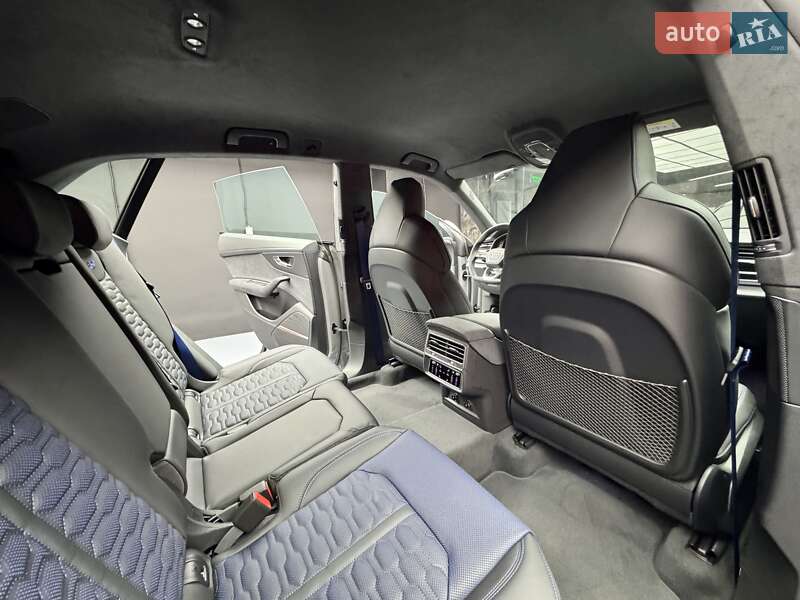 Внедорожник / Кроссовер Audi RS Q8 2025 в Киеве
