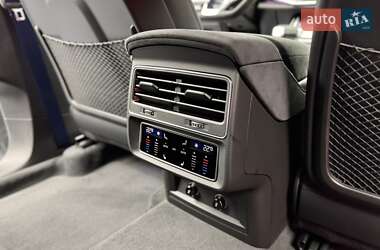 Внедорожник / Кроссовер Audi RS Q8 2025 в 