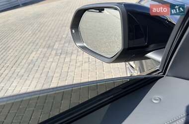 Внедорожник / Кроссовер Audi RS Q8 2025 в 