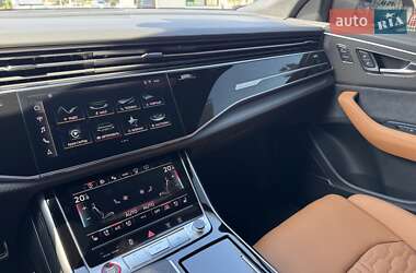 Внедорожник / Кроссовер Audi RS Q8 2025 в 