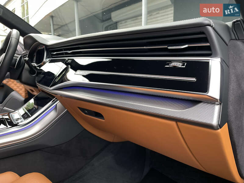 Внедорожник / Кроссовер Audi RS Q8 2020 в Киеве