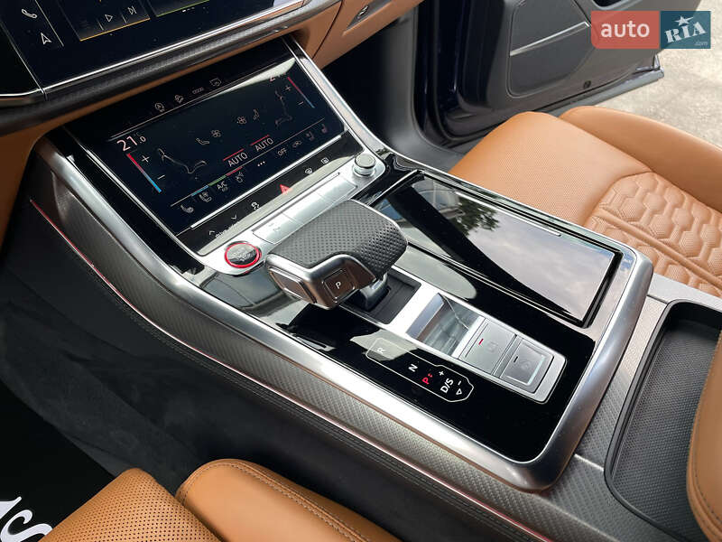 Внедорожник / Кроссовер Audi RS Q8 2020 в Киеве