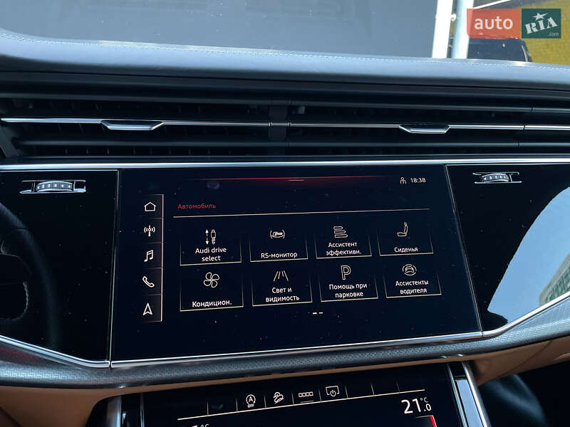 Внедорожник / Кроссовер Audi RS Q8 2020 в Киеве