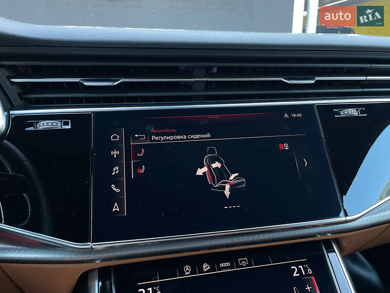 Внедорожник / Кроссовер Audi RS Q8 2020 в Киеве